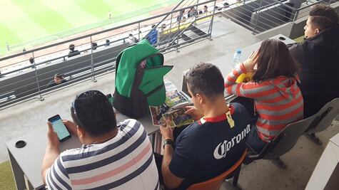 El Azteca, sin control para evitar que reporfans se cuelen