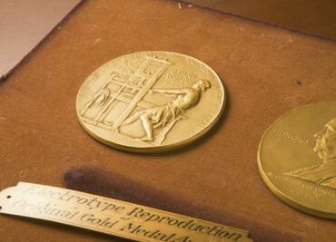 Posponen anuncio de los Premios Pulitzer por Covid-19