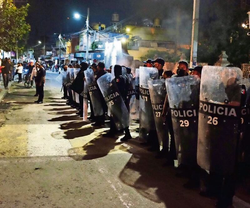 Locatarios del Mercado Ignacio Zaragoza acusan que municipio quiere derrumbar inmueble para construir una plaza. Foto: Especial
