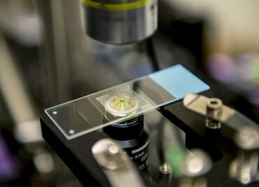 Crean láser que puede congelar líquidos