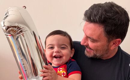 Julián Gil disfruta como abuelo mientras vuelve a convertirse en padre; "se está haciendo la tarea"