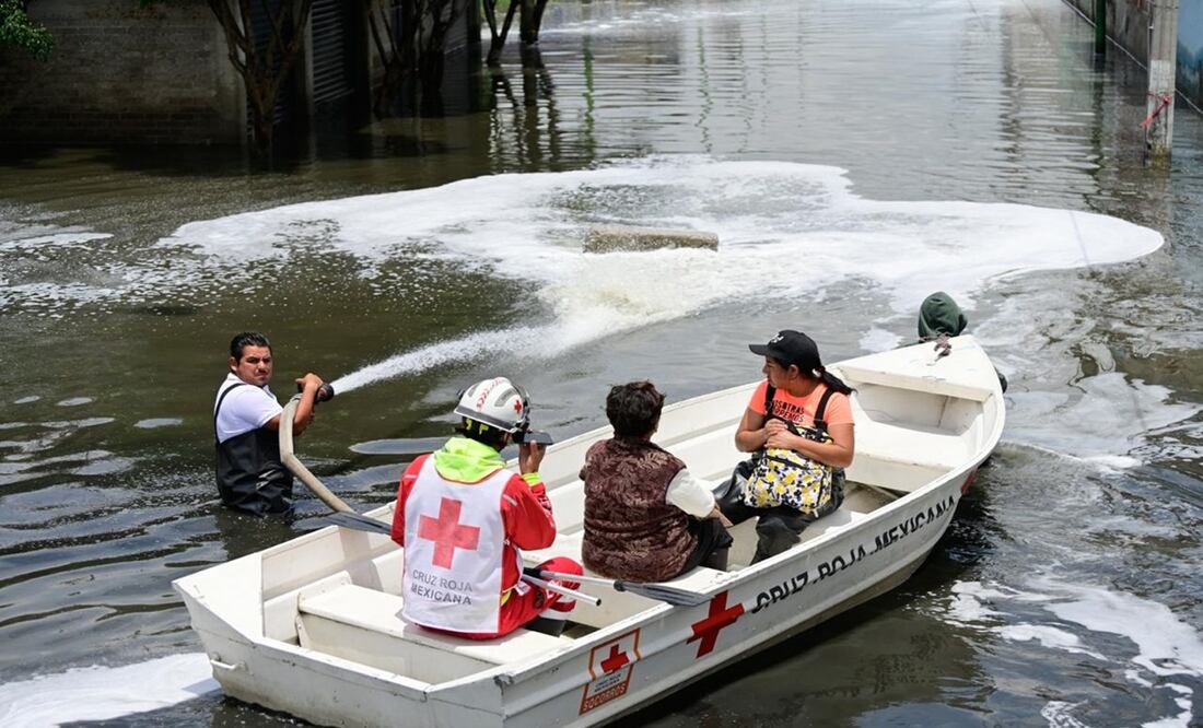 Biodigestor aplicado en Chalco combate bacterias y malos olores en áreas inundadas. Foto: Especial