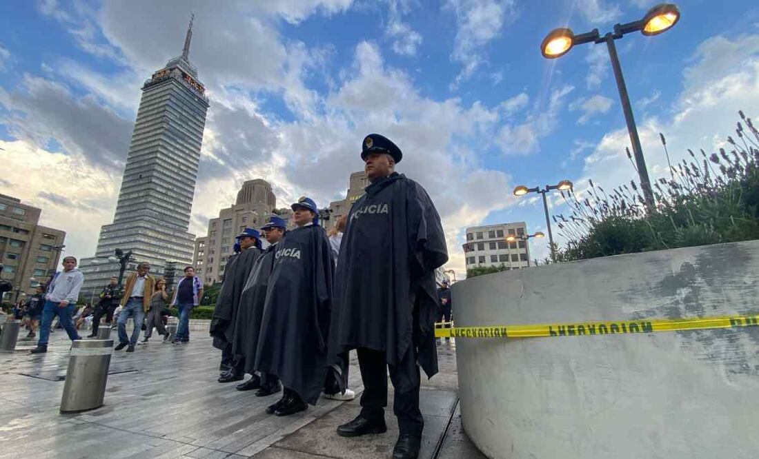 Hallan persona sin vida en explanada del Palacio de Bellas Artes / Foto: Juan Carlos Williams. EL UNIVERSAL