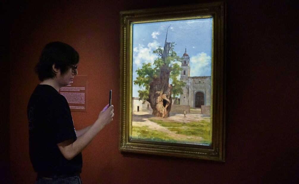 Árbol de la noche triste (1910), una de las obras más reconocidas de José María Velasco. Foto: Osmar Alvarado / EL UNIVERSAL