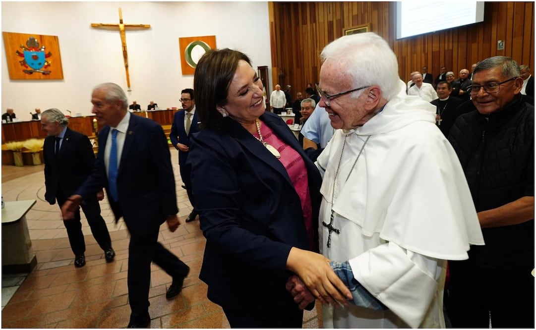 Xóchitl Gálvez acude a la Asamblea Plenaria del Episcopado Mexicano. Foto: Tomada de su cuenta de Facebook