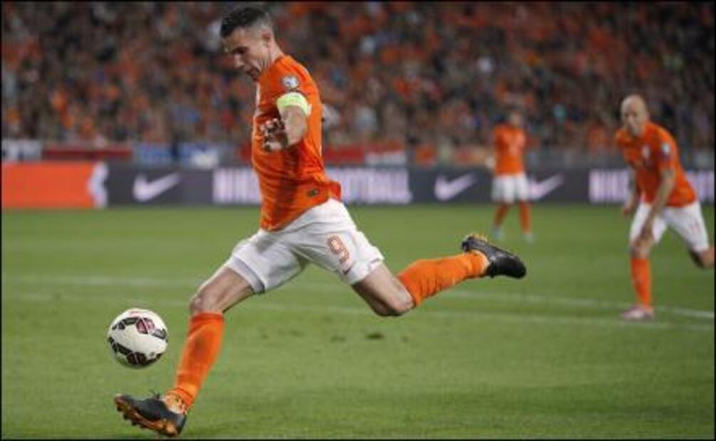 Grandes zurdos en la historia del balompié