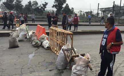 Vecinos de Iztapalapa bloquean Zaragoza por apoyos tras inundaciones