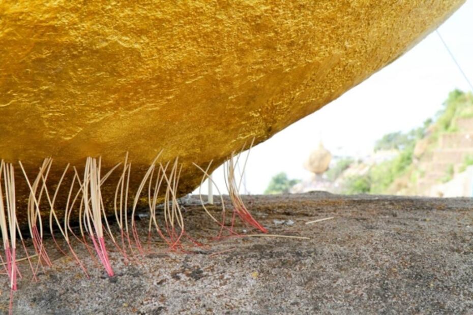 Leyenda de la Pagoda de Kyaiktiyo, la roca que desafía la gravedad