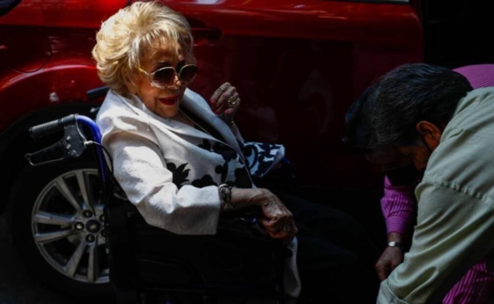 A sus 91 años, Silvia Pinal alista debut en teatro infantil: "la abuelita que está viejita pero todavía jala"