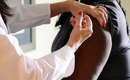 Jóvenes tendrán que esperar a 2022 para vacuna contra Covid-19: OMS