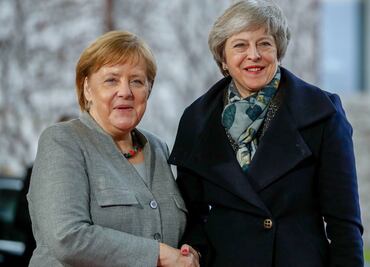 Theresa May busca desatascar Brexit con gira a Alemania y Francia