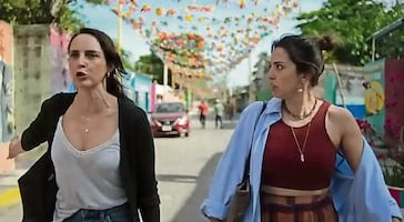 Irán Castillo tiene familia poco típica