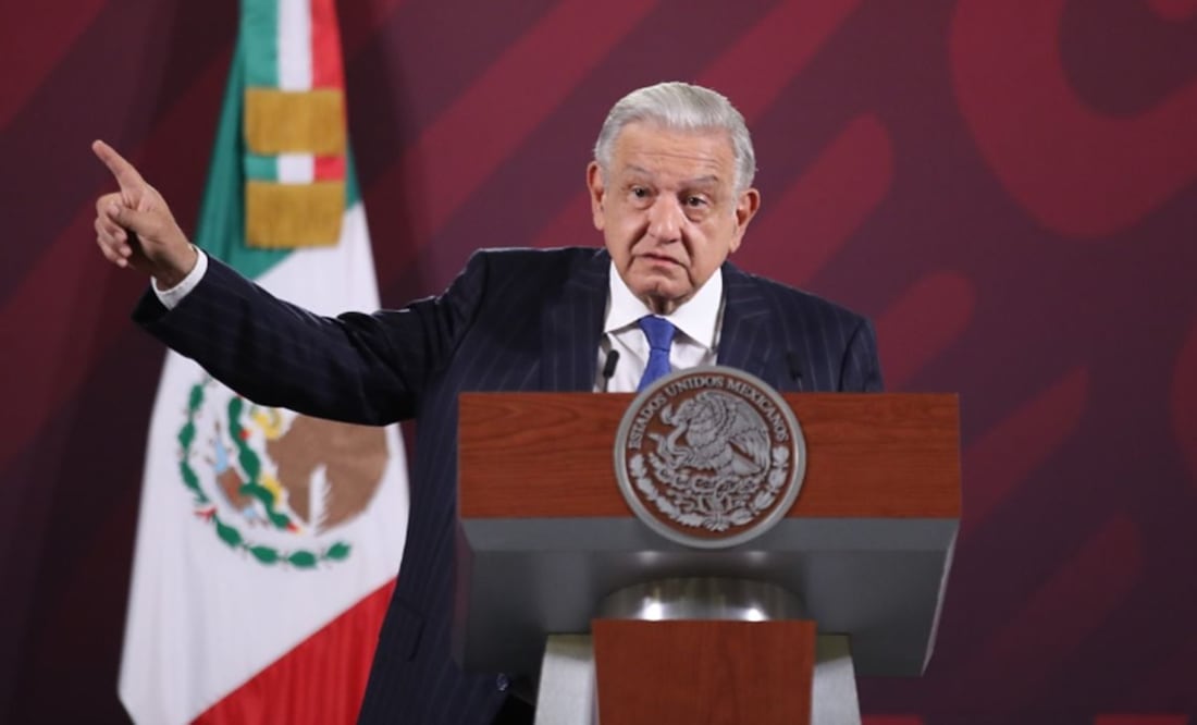El presidente Andrés Manuel López Obrador rechazó que la Secretaría del Bienestar haga “acarreo” en favor de Claudia Sheinbaum como acusó Marcelo Ebrard. Foto: Germán Espinosa