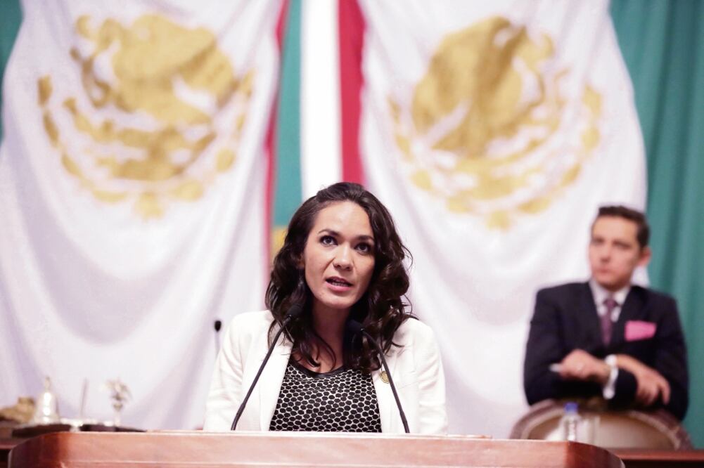 La diputada priísta Dunia Ludlow recordó que la Asamblea exhortó a las autoridades a publicar la información sobre las causas de los derrumbes por el 19-S (ARCHIVO EL UNIVERSAL)