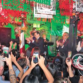 Mexicanos festejan el Grito en otras partes del mundo