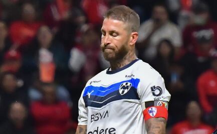Sergio Ramos decepciona con penal fallado al estilo Panenka ante Toluca