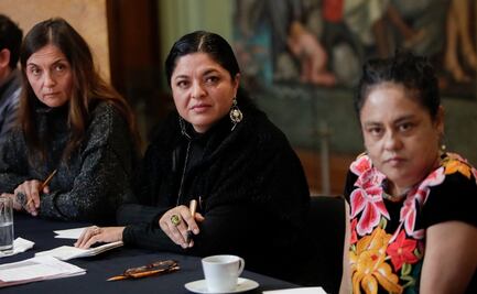 Alejandra Frausto y subsecretrarias de Cultura se suman a paro de mujeres