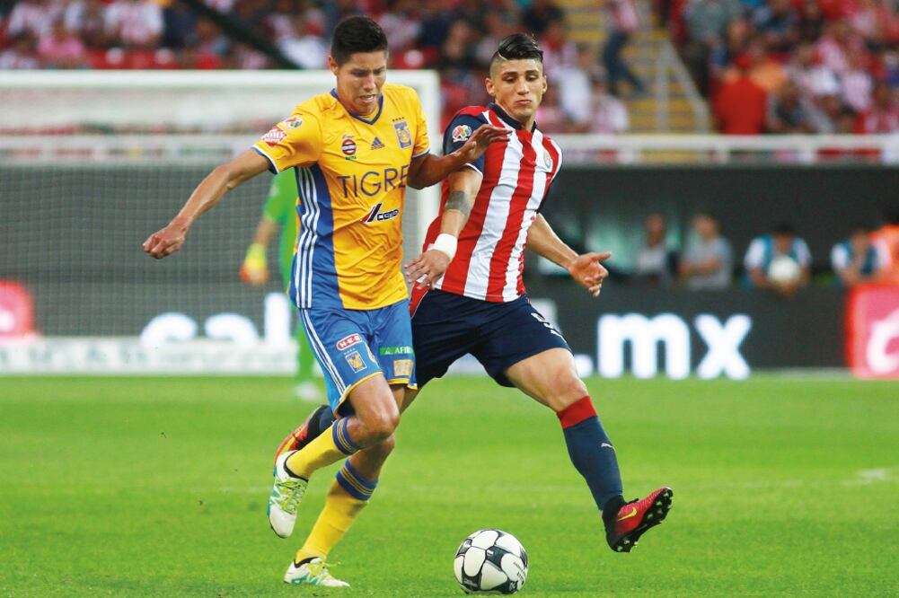 Guadalajara y Tigres disputarán a partir del jueves el título de Liga del futbol mexicano, en una serie que promete grandes emociones (IMAGO7)