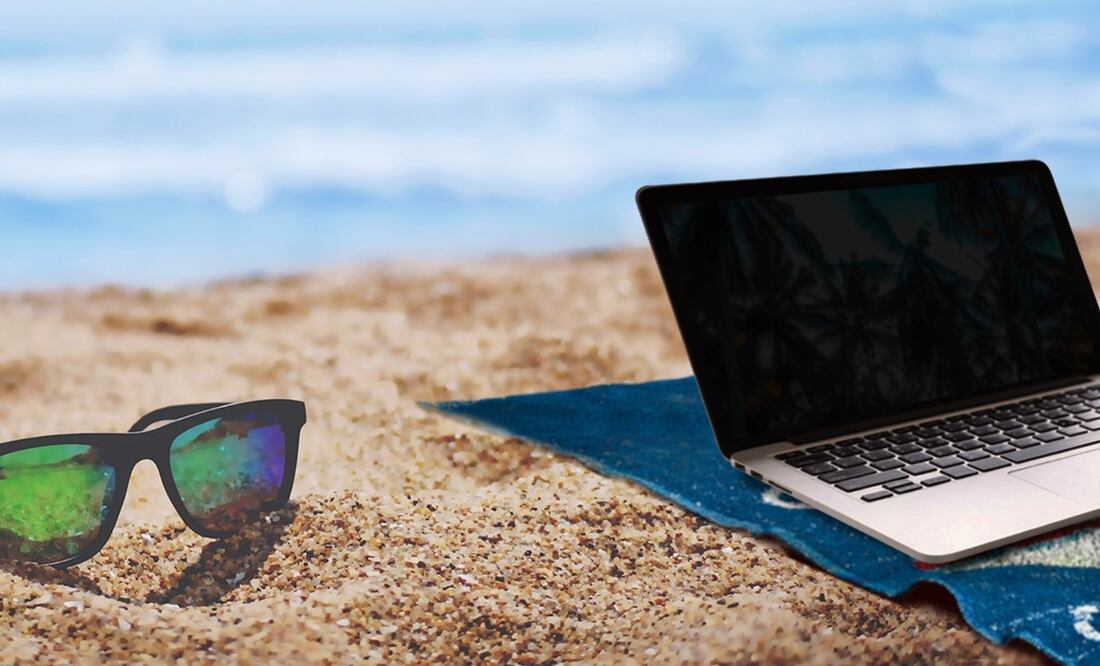 Si vas a llevar tu computadora a la playa es mejor tomar algunas precauciones. Imagen Pixabay