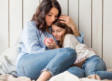 Los 5 hábitos para mantener una relación sana con su hijo en la adultez; especialista explica