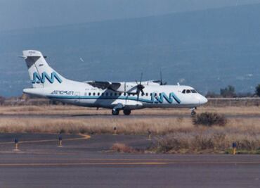 Sobrecargos de Aeromar alistan huelga