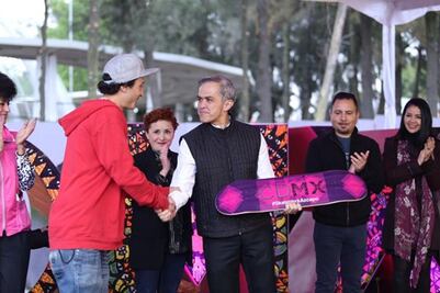 Propone MAM que tren rápido conecte el NAICM con Metro