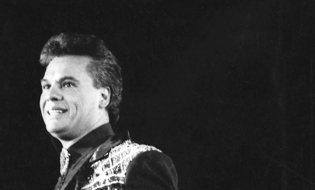 A lo largo de su carrera forjó un sello inigualable al bailar y cantar en los escenarios (ARCHIVO EL UNIVERSAL)