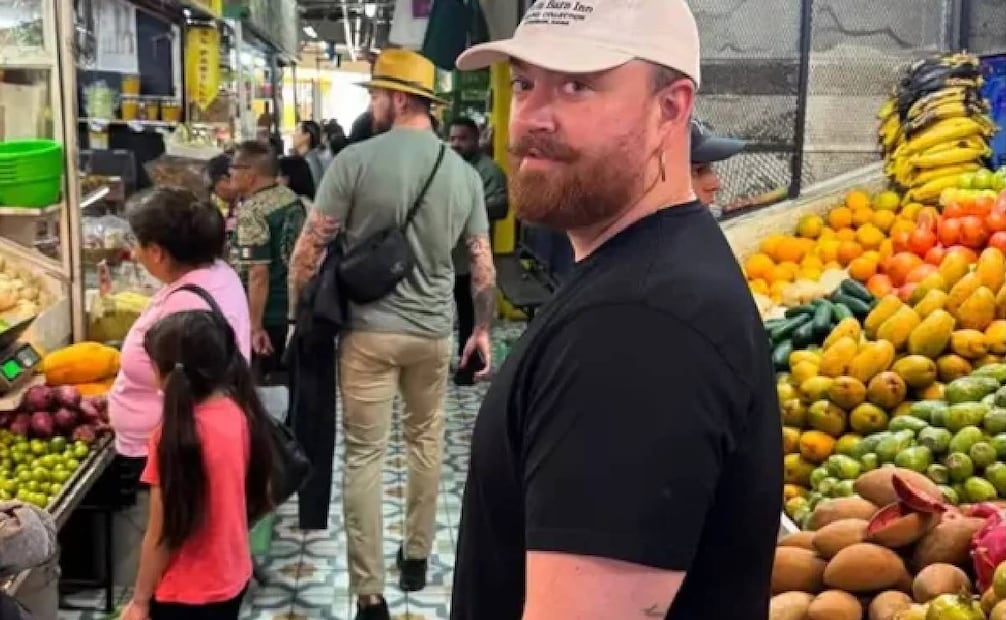 El cantante arrancó de manera peculiar su visita a México. Foto: Instagram.