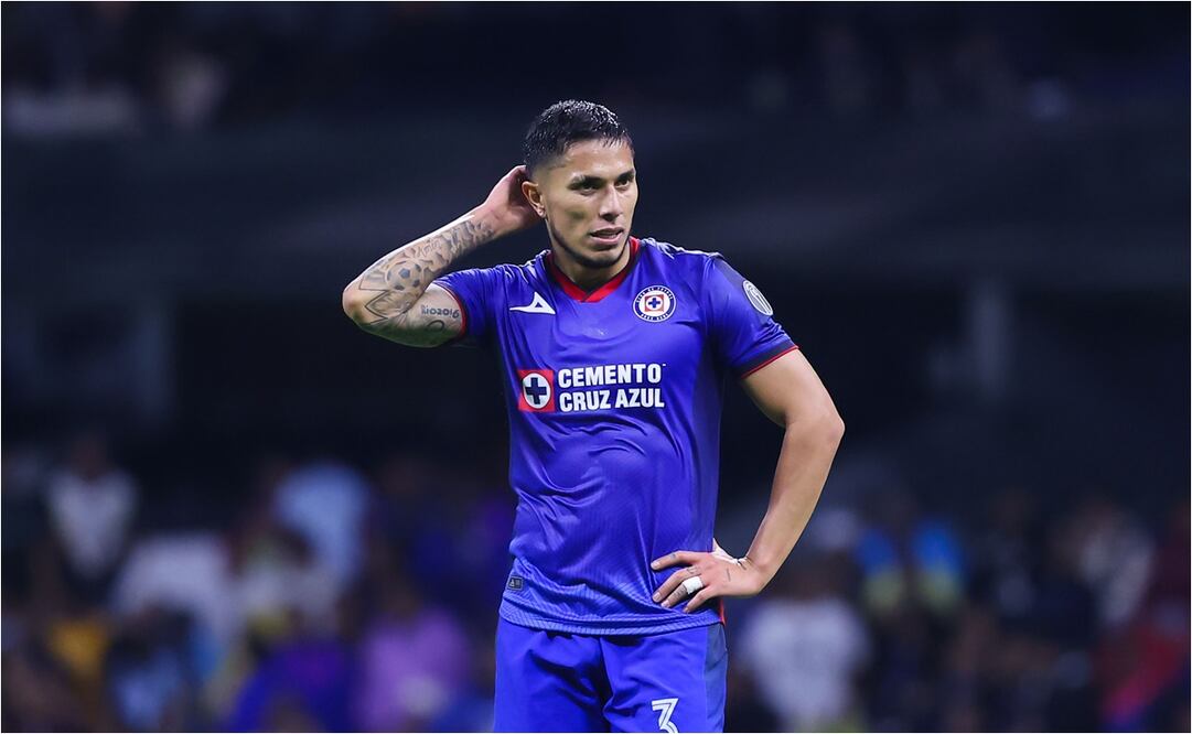 Carlos Salcedo ha dejado de pertenecer al Cruz Azul - Foto: Imago7