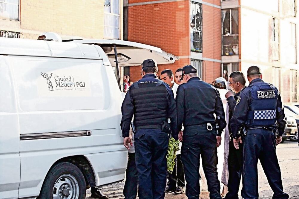 Luego de diversas labores de inteligencia, los agentes ubicaron el domicilio y atraparon a los delincuentes sin un solo disparo (ESPECIAL)