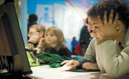 SCT firma convenio para dotar a escuelas de Internet