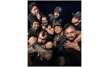 Los de Panteón Rococó me salieron muy formales con sus críticas de la rifa del avión presidencial: AMLO