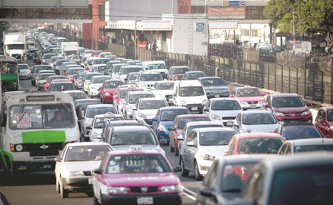 Abundó que el Programa Hoy No Circula se mantiene con las restricciones a la circulación de siempre (Foto: Archivo / EL UNIVERSAL)