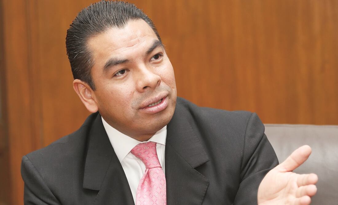 Acuerd o. Vicente Lopantzi, consejero Jurídico, comentó que las partes se pondrán de acuerdo para el pago mutuo. (BERENICE FREGOSO. EL UNIVERSAL)