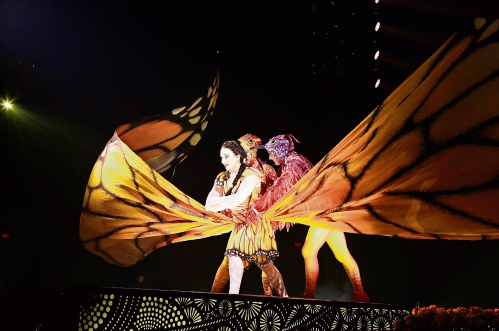 Escena de Luzia , espectáculo del Cirque du Soleil estrenado en abril pasado, que se presentará a nivel mundial por encargo del Consejo de Promoción Turística de México (CPTM) durante siete años (NOTIMEX)