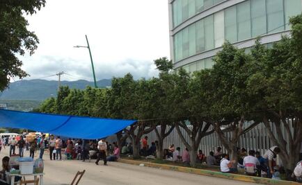 CNTE cumple 97 días de paro en Chiapas; toma oficinas