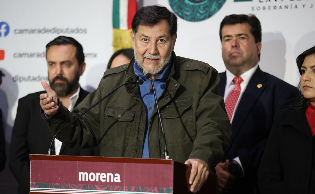 Conferencia de prensa de legisladores de Morena, encabezados por Gerardo Fernández Noroña y Pedro Haces, previo al inicio de la Comisión Permanente en la cámara de Diputados. Foto: Diego Simón / EL UNIVERSAL