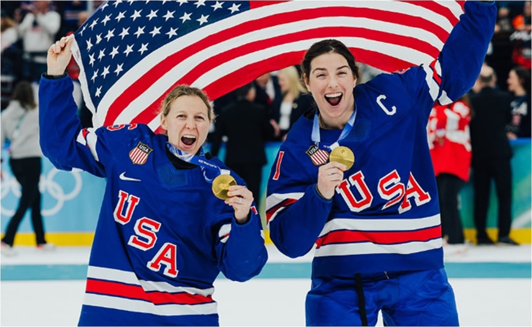 FOTO: REDES SOCIALES - Hilary Knight, revela que disputó los Juegos Olímpicos de Invierno con un ligamento roto