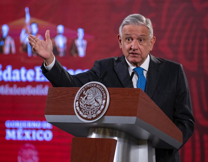 Descarta AMLO cambios en estrategia, pese a 100 mil muertos por Covid-19