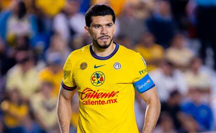 Video: Henry Martín sale lesionado en final del Clausura 2025 vs Toluca; sus compañeros lo consuelan