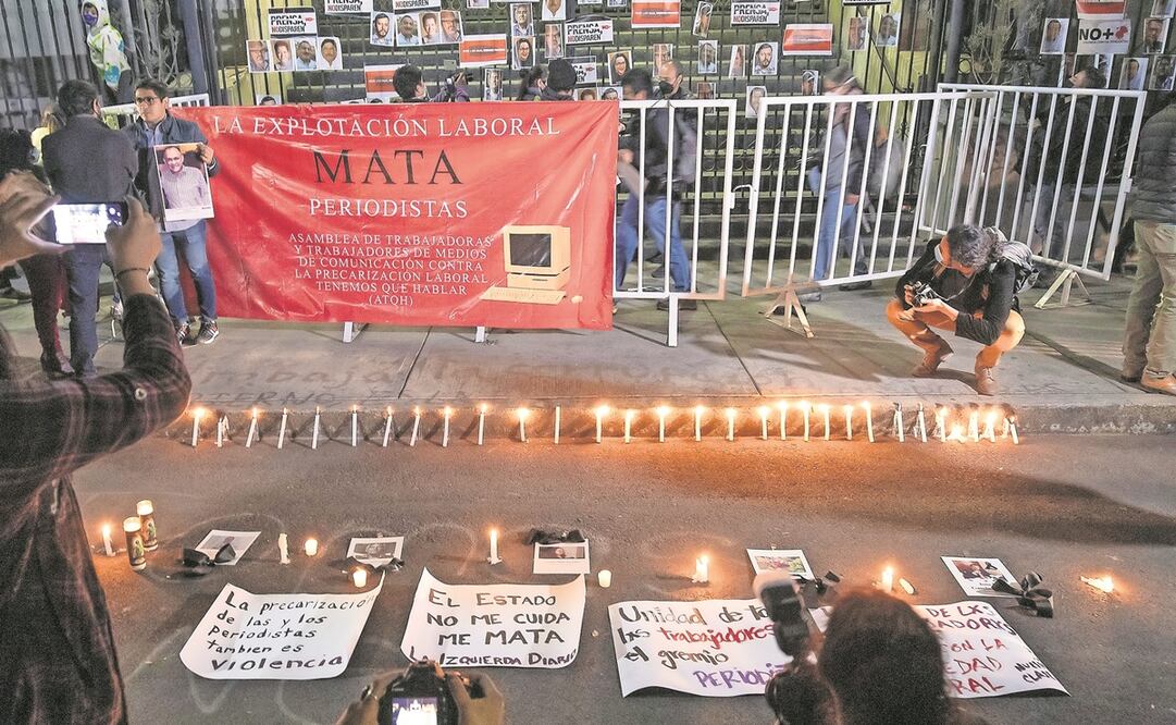 Protesta de periodistas en la Secretaría de Gobernación, en la CDMX, el pasado 14 de febrero. Foto: EFE.