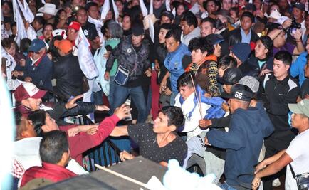 Se registra gresca en mitin de AMLO en Pachuca