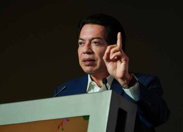 Fuego amigo de Marx Arriaga contra la SEP y la Presidencia