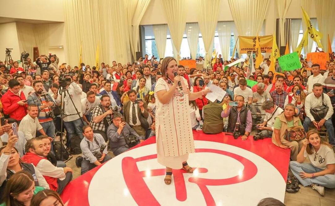 En HIdalgo, Xóchitl Gálvez defendió los sexenios anteriores, de los que dijo "estábamos mejor" y ahora solo “tenemos una bola de ineptos gobernando” / Foto: Twitter