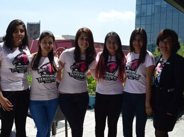 Unen fuerza femenina en concurso de robótica