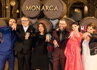 Engalanan alfombra amarilla de "Monarca" entre tequila y nopales