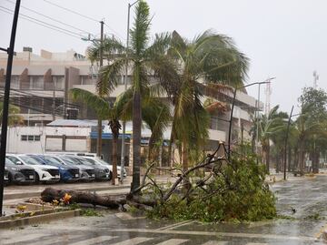 Beryl se debilita a tormenta tropical