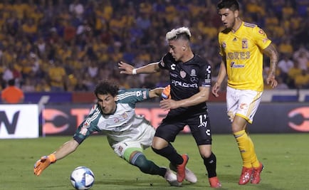 Brian Fernández le anotó “casi” dos goles a Nahuel
