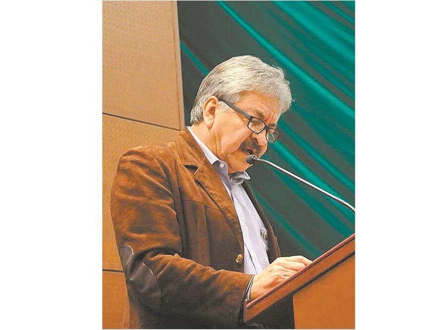 Cachetada con guante blanco a legislador misógino