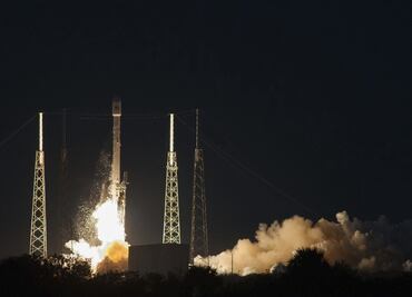 Una biblia viaja en la primera sonda israelí